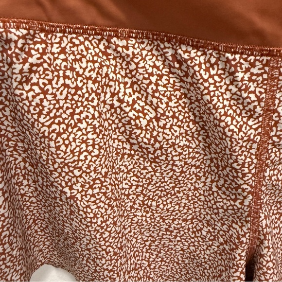 Athleta Orange Run With It 3.5" Short - Picture 3 of 11